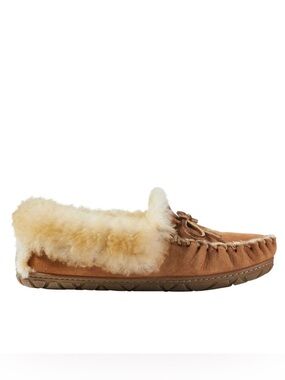 L.L. Bean NWOT Women’s Wicked Good Shearling-Lined Brown Moccasin Slipper